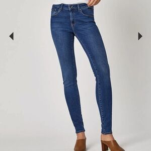 Mavi Adriana Mid Rise Super Skinny Jeans 32 x 30
